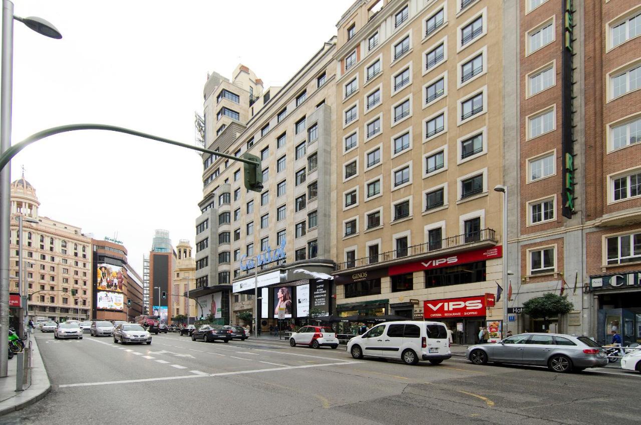 Hellenhost - Gran Via Apartment Madrid Exterior photo